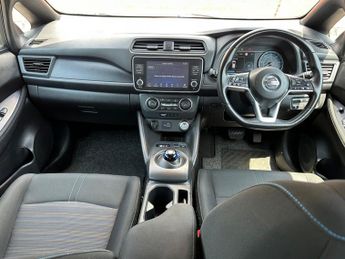 Nissan Leaf 40kWh Acenta Auto 5dr