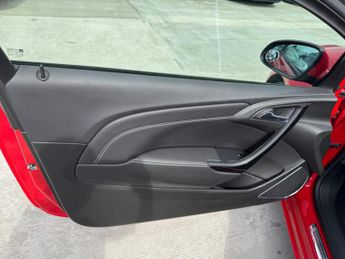Vauxhall Astra GTC 1.4T SRi Auto Euro 5 3dr