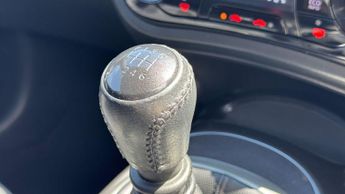 Nissan Juke 1.2 DIG-T N-Connecta Euro 6 (s/s) 5dr