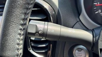 Nissan Juke 1.2 DIG-T N-Connecta Euro 6 (s/s) 5dr