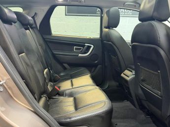 Land Rover Discovery Sport 2.0 TD4 HSE Auto 4WD Euro 6 (s/s) 5dr