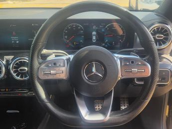 Mercedes-Benz CLA 2.0 CLA220d AMG Line (Premium Plus 2) Coupe 8G-DCT Euro 6 (s/s) 