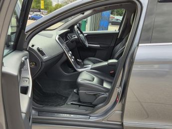 Volvo XC60 2.0 D4 SE Nav Auto Euro 6 (s/s) 5dr