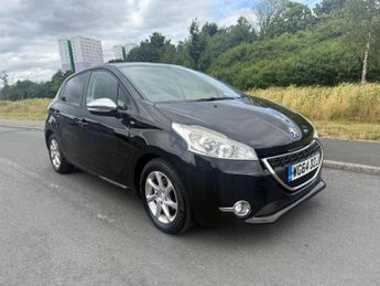 Peugeot 208 1.4 HDi Style Euro 5 5dr