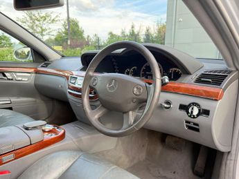 Mercedes-Benz S Class 3.0 S320 CDI V6 G-Tronic Euro 4 4dr