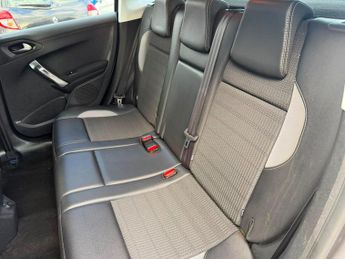 Peugeot 2008 1.6 BlueHDi Allure Euro 6 (s/s) 5dr