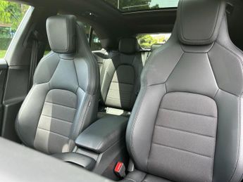 Porsche Macan 100kWh 4S Auto 4WD 5dr