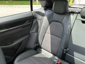 Porsche Macan 100kWh 4S Auto 4WD 5dr