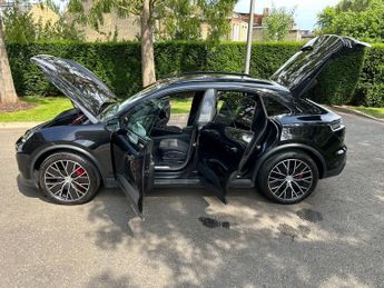 Porsche Macan 100kWh 4S Auto 4WD 5dr