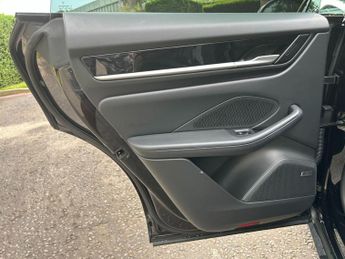 Porsche Macan 100kWh 4S Auto 4WD 5dr