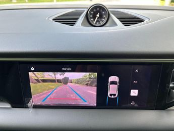 Porsche Macan 100kWh 4S Auto 4WD 5dr