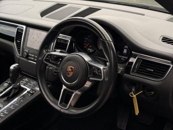 Porsche Macan 3.0 TD V6 S PDK 4WD Euro 6 (s/s) 5dr