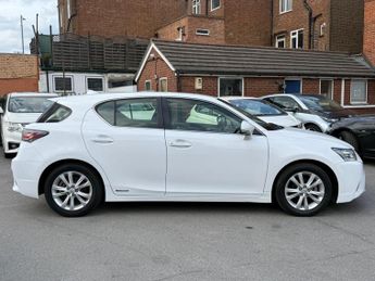 Lexus CT 1.8 200h Advance Hatchback 5dr Petrol Hybrid CVT Euro 6 (s/s) (1