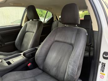 Lexus CT 1.8 200h Advance Hatchback 5dr Petrol Hybrid CVT Euro 6 (s/s) (1