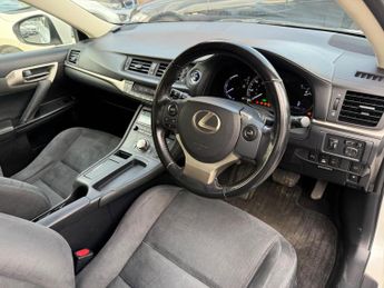 Lexus CT 1.8 200h Advance Hatchback 5dr Petrol Hybrid CVT Euro 6 (s/s) (1