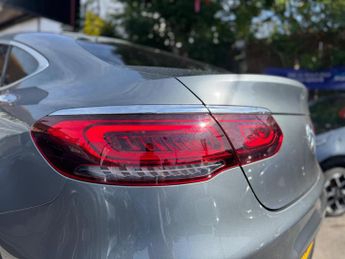 Mercedes-Benz GLC 2.0 GLC300h MHEV AMG Line (Premium) Coupe G-Tronic+ 4MATIC Euro 