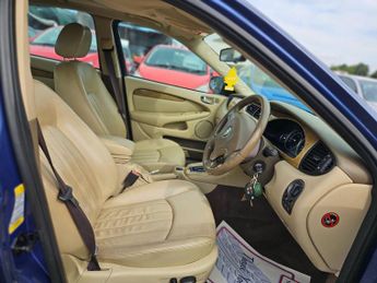 Jaguar X-Type 2.5 V6 SE (AWD) 4dr