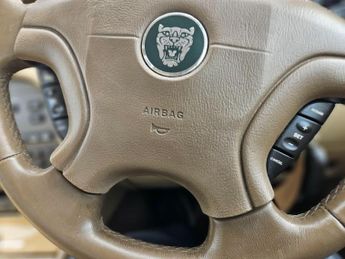 Jaguar X-Type 2.5 V6 SE (AWD) 4dr