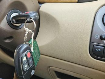 Jaguar X-Type 2.5 V6 SE (AWD) 4dr