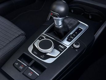Audi A3 Cabriolet 1.5 TFSI CoD 35 Sport S Tronic Euro 6 (s/s) 2dr