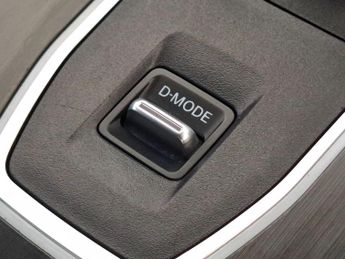 Nissan Qashqai 1.3 DIG-T MHEV N-Connecta XTRON Euro 6 (s/s) 5dr