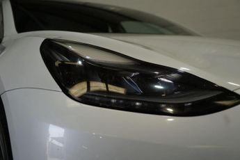 Tesla Model 3 Standard Range Plus Auto RWD 4dr