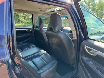 Volvo V70 2.4 SE 5dr