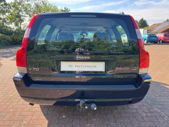 Volvo V70 2.4 SE 5dr