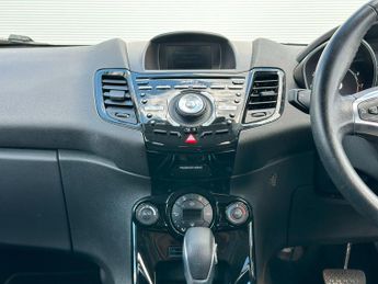 Ford Fiesta 1.0T EcoBoost Titanium Powershift Euro 6 5dr
