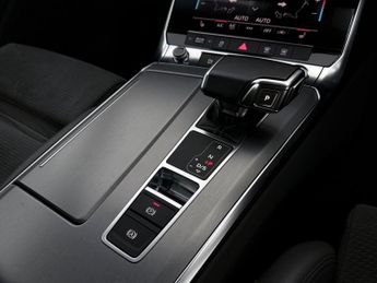Audi A6 Saloon 2.0 TDI 40 S line S Tronic quattro Euro 6 (s/s) 4dr