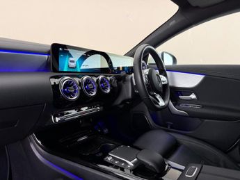 Mercedes-Benz CLA 1.3 CLA250e 15.6kWh AMG Line (Premium) Coupe 8G-DCT Euro 6 (s/s)