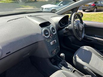 Vauxhall Corsa 1.4 16V SE Auto Euro 5 5dr