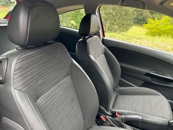 Vauxhall Corsa 1.2 16V Excite Euro 5 3dr (A/C)