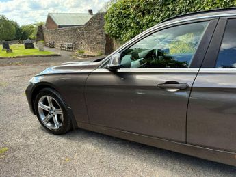 BMW 3 Series 2.0 318d SE Touring Euro 5 (s/s) 5dr