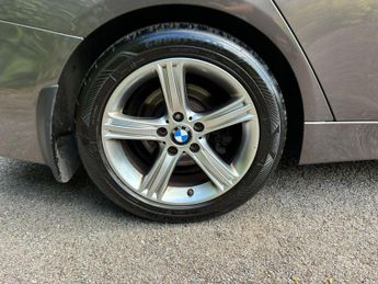 BMW 3 Series 2.0 318d SE Touring Euro 5 (s/s) 5dr