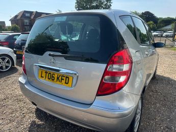 Mercedes-Benz A Class 1.7 A170 Elegance SE CVT 5dr
