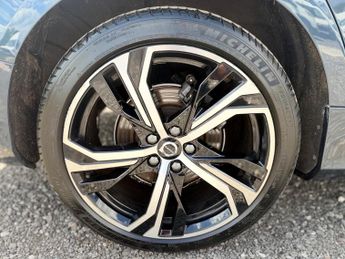 Volvo V60 2.0 B4 MHEV Ultra DCT Auto Euro 6 (s/s) 5dr