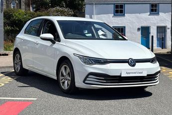 Volkswagen Golf 1.5 TSI 150 Life 5dr ** Heated Seats **