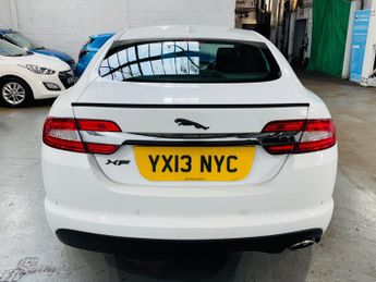 Jaguar XF 2.2d Luxury Auto Euro 5 (s/s) 4dr