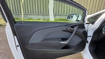 Vauxhall Astra GTC 1.4i Turbo Sport Euro 6 (s/s) 3dr