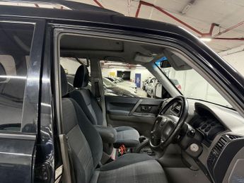 Mitsubishi Shogun 3.2 TD Equippe 5dr