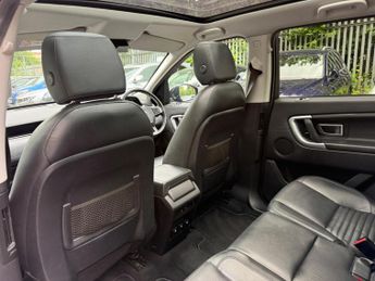 Land Rover Discovery Sport 2.0 TD4 HSE Luxury Auto 4WD Euro 6 (s/s) 5dr