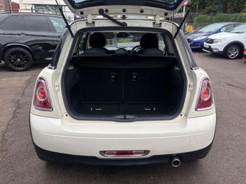 MINI Hatch 1.6 Cooper Steptronic Euro 5 3dr