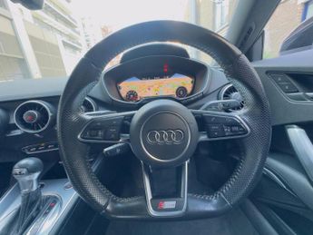 Audi TT 2.0 TFSI Black Edition S Tronic quattro Euro 6 (s/s) 3dr
