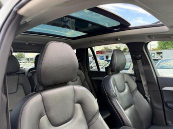 Volvo XC90 2.0 D5 Momentum Geartronic 4WD Euro 6 (s/s) 5dr