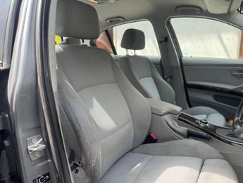 BMW 3 Series 3.0 325i SE Steptronic Euro 5 4dr