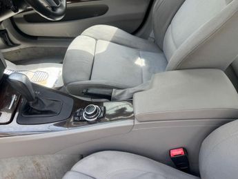 BMW 3 Series 3.0 325i SE Steptronic Euro 5 4dr