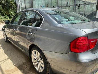 BMW 3 Series 3.0 325i SE Steptronic Euro 5 4dr