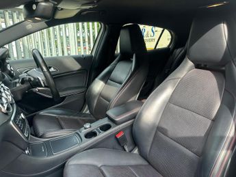 Mercedes-Benz GLA 2.1 GLA220d AMG Line (Premium) 7G-DCT 4MATIC Euro 6 (s/s) 5dr