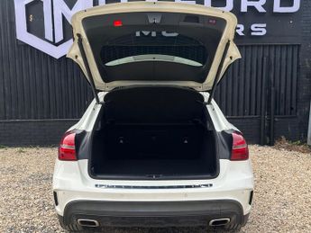 Mercedes-Benz GLA 2.1 GLA220d AMG Line (Premium) 7G-DCT 4MATIC Euro 6 (s/s) 5dr